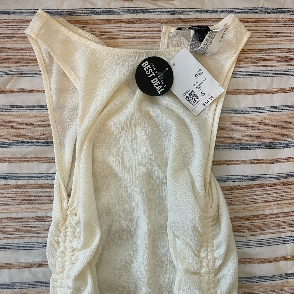 Small Forever 21 white dress with scrunching up the sides